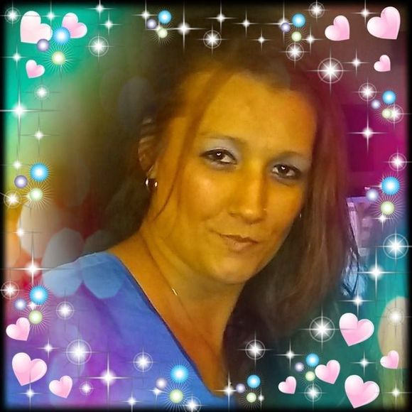 Meet your Posher, Amanda - Picture 1 of 1